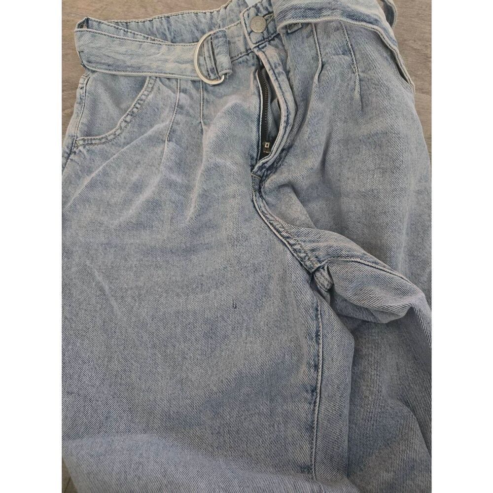 Women's H&M Ultra High Waisted Paperbag Mom Straight Leg‎ Jeans Size 4 - Picture 10 of 11